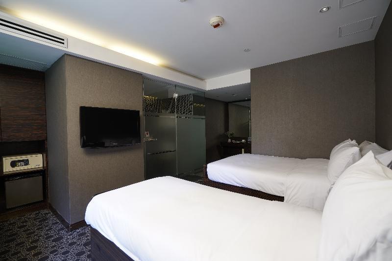 Hotel Bonaparte By Rhombus Hong Kong